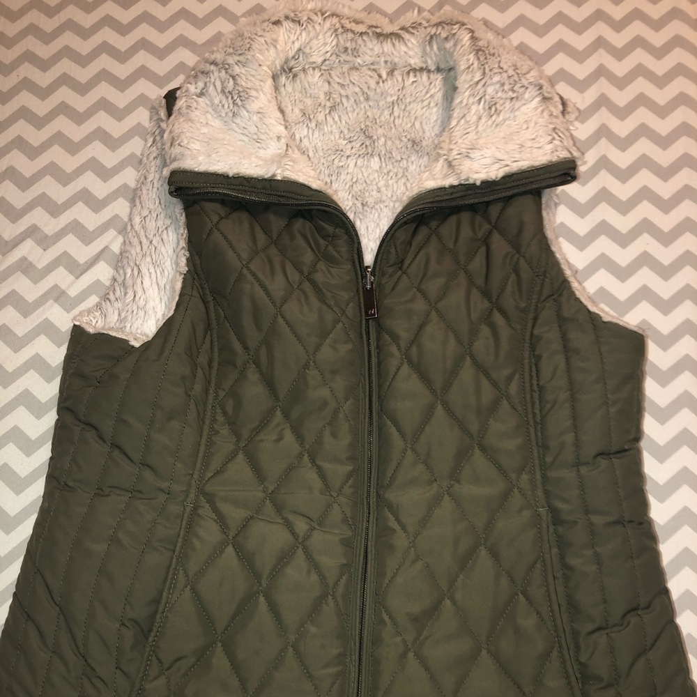 Army green vest